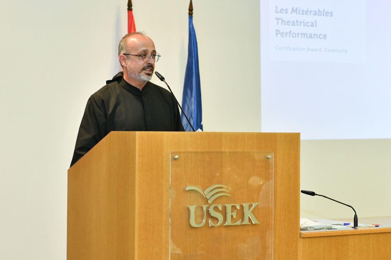 تكريم طلاب محترف الفنون الأدائية في جامعة الروح القدس – الكسليك تحت إشراف وإدارة جورج خبّاز