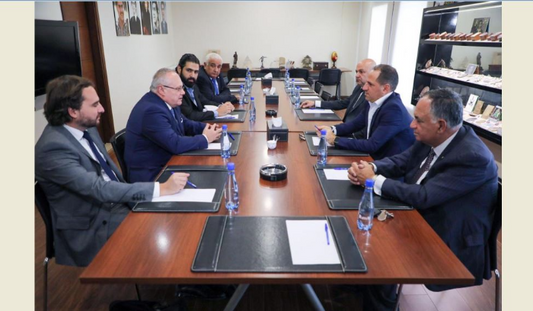 Kataeb leader receives Hungarian Ambassador to Lebanon