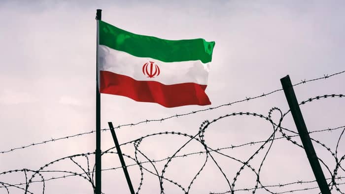 بهذه الخطوات… حلفاء إيران سيطيلون عزلتها