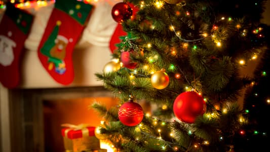 11 Popular Christmas Symbols and What They Really Mean