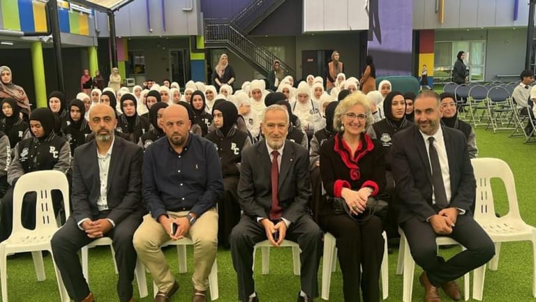 كرامي: لأهمية التواصل المستمرّ مع الجاليات اللبنانية في الاغتراب