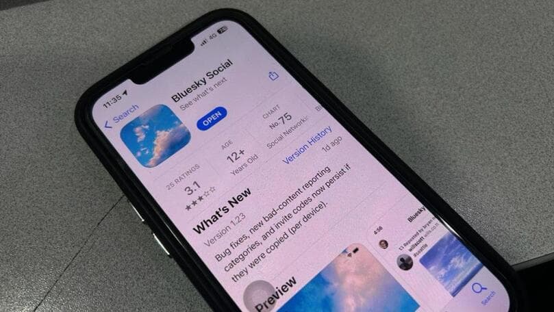 Twitter's decentralized alternative Bluesky arrives as an invite