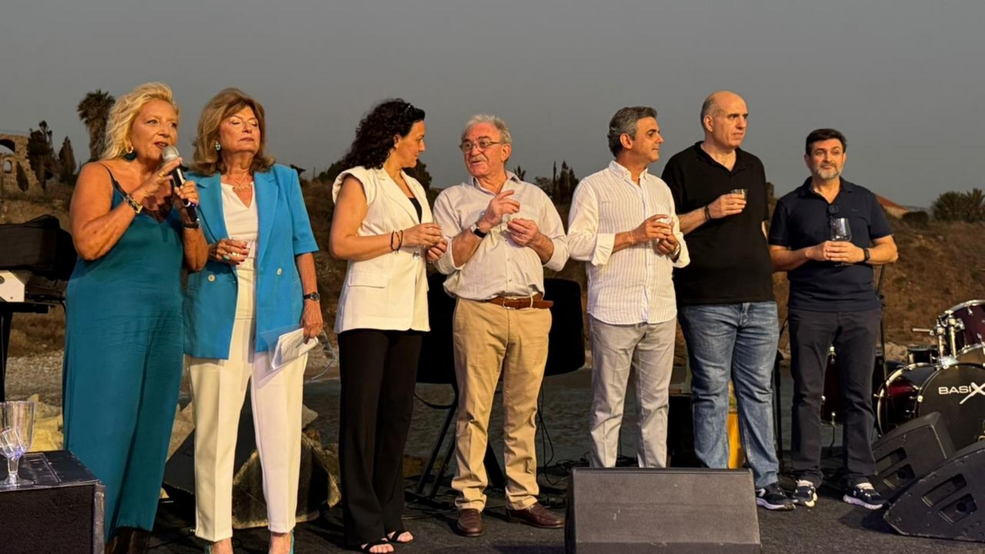 افتتاح مهرجان النبيذ "جبيل بالأبيض والزهري"