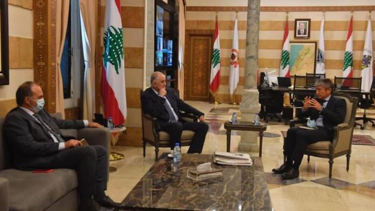 Fahmi, resident representative of UNHCR tackle displaced Syrians dossier