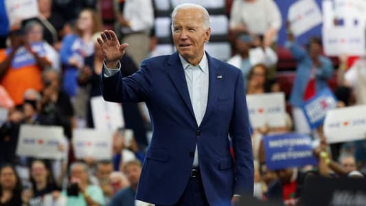 Biden Campaign Defiant as More Democrats Urge Him to Step Aside