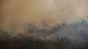 Wildfire forces out hundreds from Fort McMurray