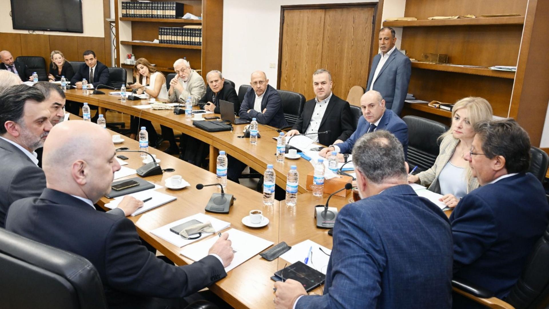 لجنة المال طلبت من وزارة المال تزويدها بتفاصيل حساب الخزينة وايراداته