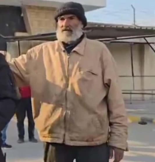 Photo: Lebanese Detainee Comes Back Home After 39 Years of His Arrest in Syria