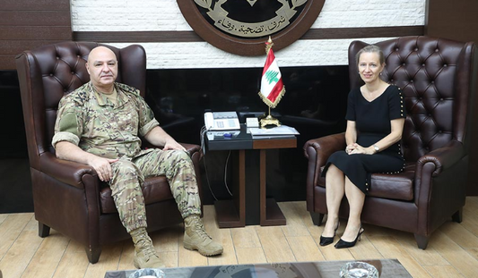 Army Commander meets UNRWA Affairs Director in Lebanon