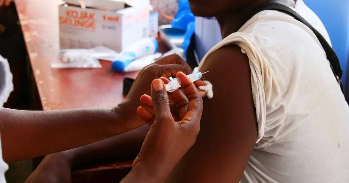 DR Congo Set to Receive 70,000 Ebola Vaccines to Fight Outbreak