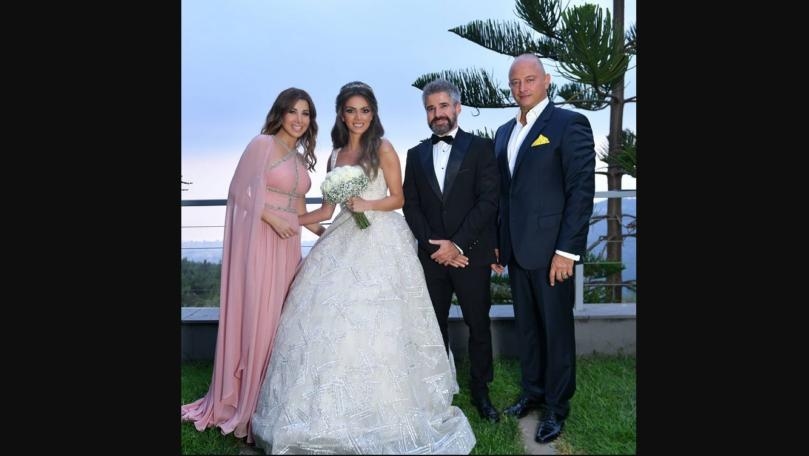 نانسي عجرم بصور عائلية لافتة من زفاف شقيقها