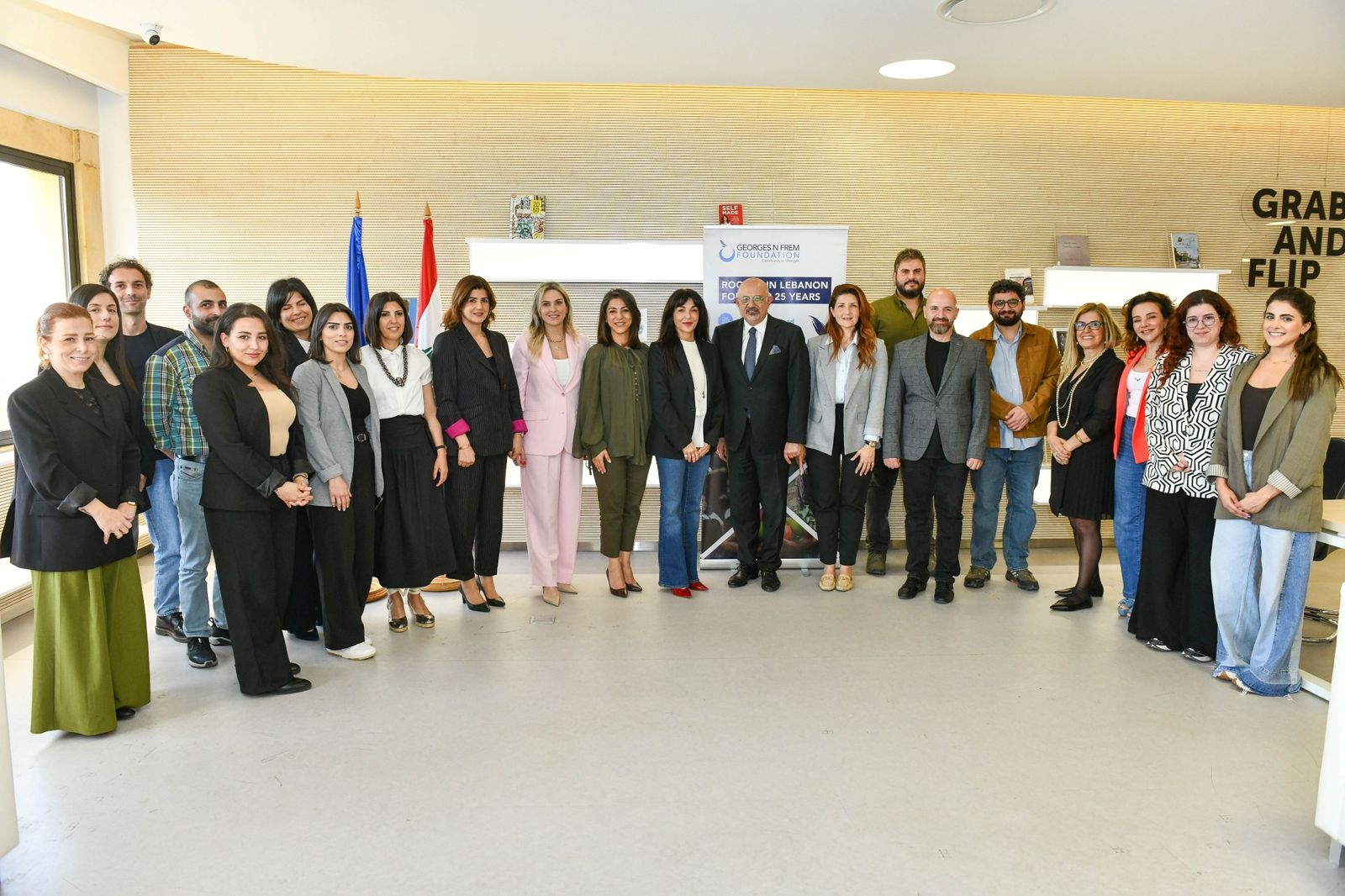 شراكة بين جامعة الروح القدس - الكسليك ومؤسسة جورج افرام لتعزيز فرص الطلاب