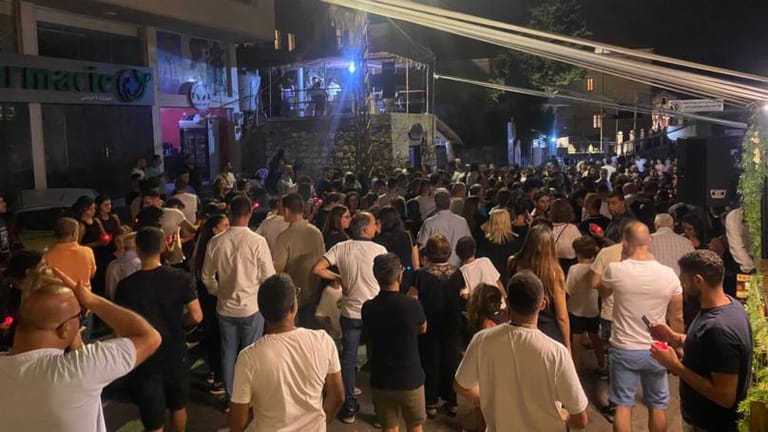 مسيرة في بلدة عين إبل مسقط رأس الشهيد الياس الحصروني استنكارًا لاغتياله تتخللها مواقف مندّدة بالحادثة واعلان الخطوات القادمة