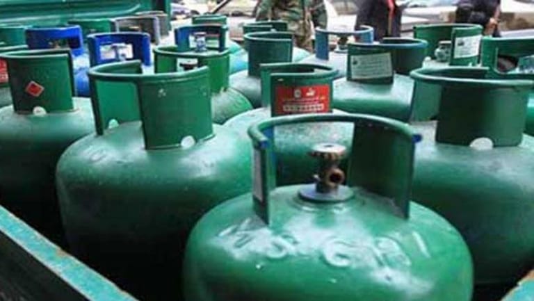 غشّ في تعبئة قوارير الغاز... إليكم التفاصيل