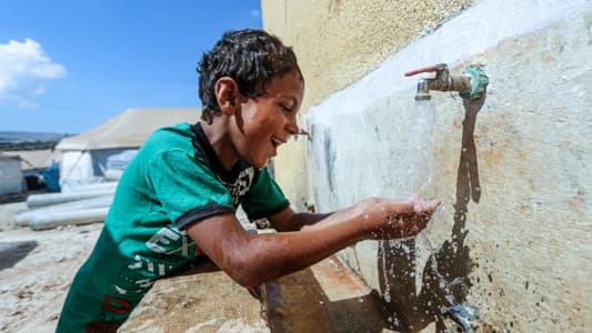 منظمة الصحّة العالمية: مخاوف من انتشار الأمراض مثل "الكوليرا" بسبب استخدام سكّان غزة للمياه الملوّثة