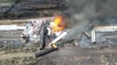 بالفيديو: حريق ضخم إثر انحراف قطار