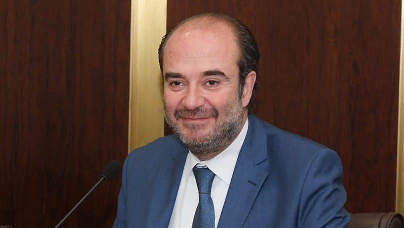 عقيص: 