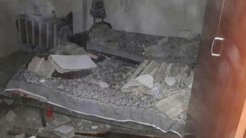 إصابة مسنّة جراء انهيار أجزاء من سقف منزلها