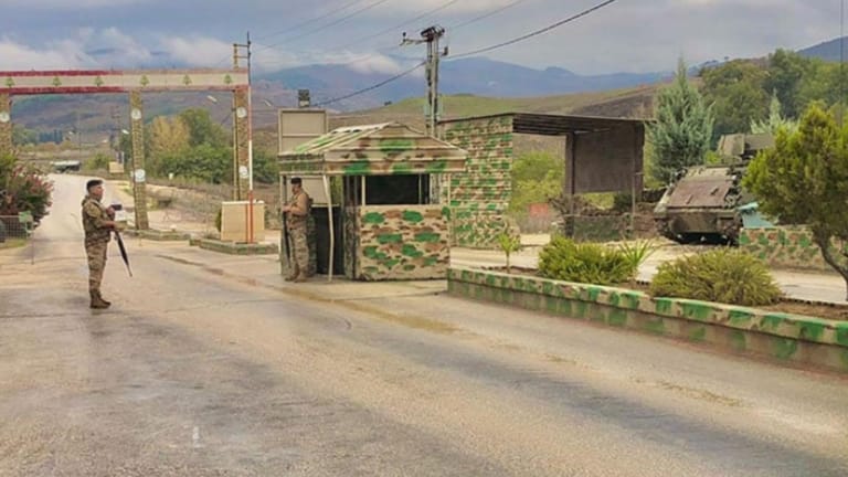 عيد استعادة الدولة: الجيش ضمانة اللبنانيين "كلن يعني كلن"