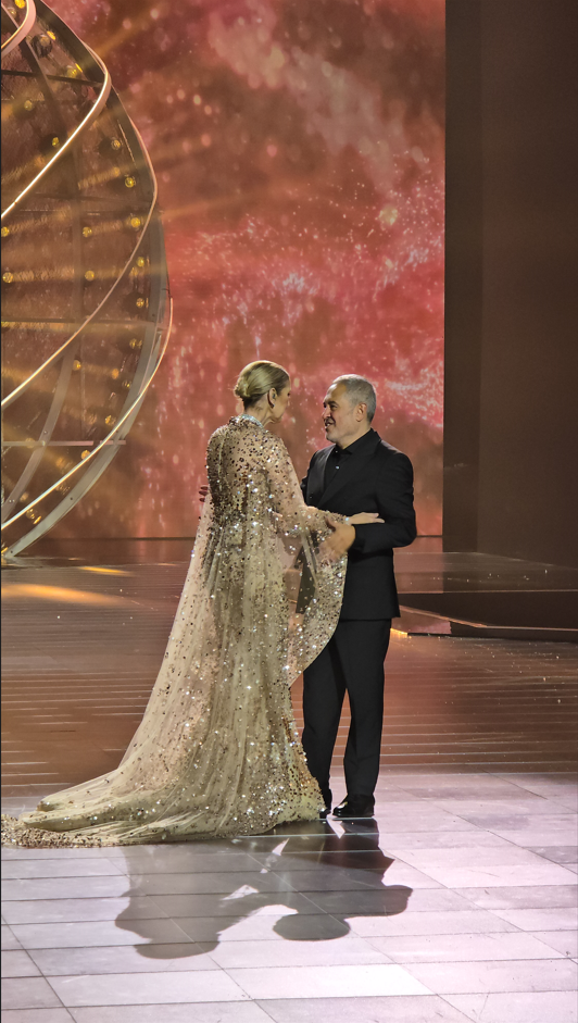 جيلبير حداد... مصمّم الحفلات الذي أضفى سحرًا على عرض إيلي صعب في الرياض