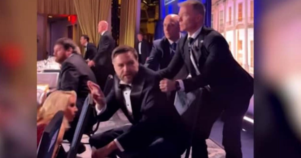 عشاء تحوّل إلى ساحة هجوم... إليكم آخر التفاصيل