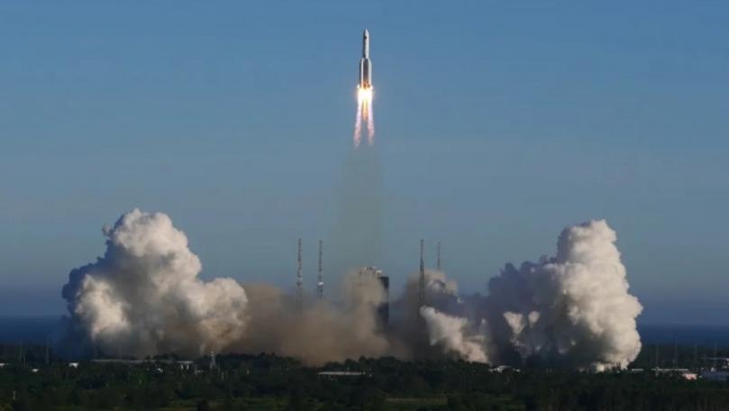 China's Rocket Out of Control But Risk of Damage Low, According to Experts