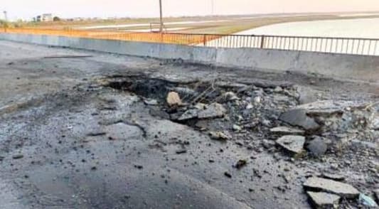 Ukraine hits bridge linking Crimea to mainland
