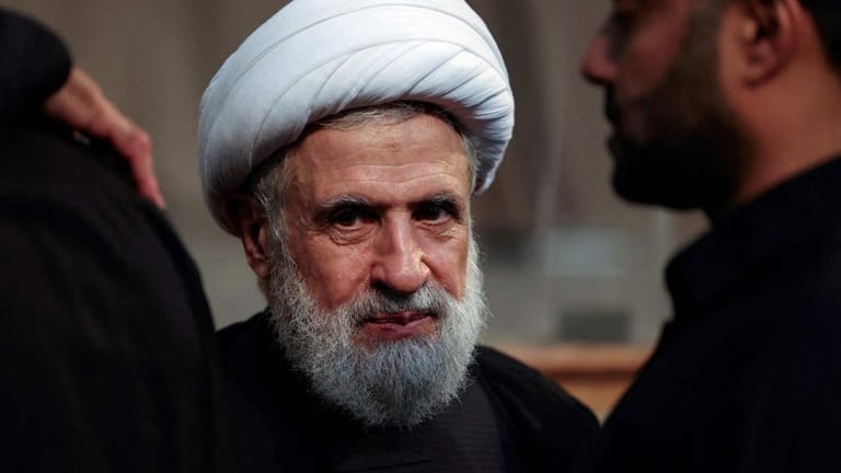 نعيم قاسم ينصح الحاكم ويهدّد الحكام