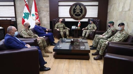 Army chief receives UK senior Defence Advisor