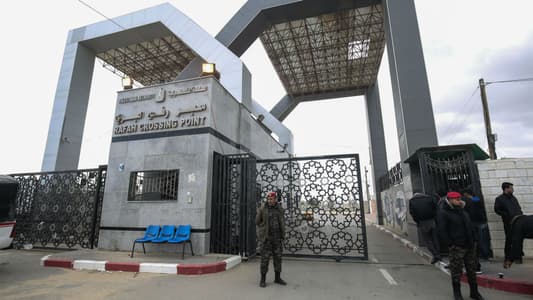 The French Ministry of Foreign Affairs announced the deployment of three observers as part of the European mission to the Rafah crossing