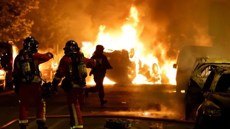 من أين الخطر في فرنسا؟ المهاجرون أم النظام؟