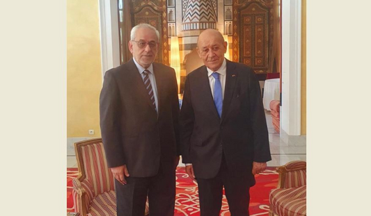 Pakradounian holds talks with Le Drian