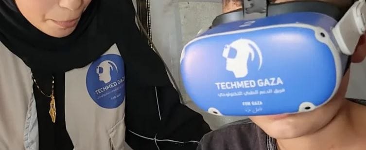 Virtual Reality Offers Escape for Gaza Children Wounded in Israel War