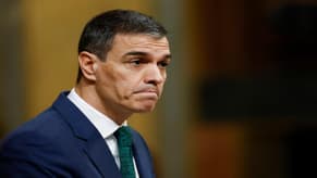 Spain's PM floats rolling over budget again due to lack of votes