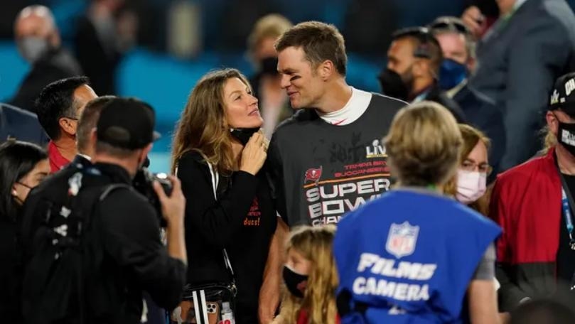 Tom Brady, Gisele Bündchen to File for Divorce after 13 Years