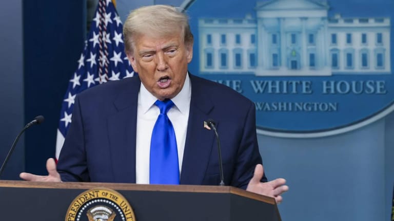 ترامب: سنُحاول تصويب الأمور في لبنان