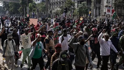 At least 10 dead in Kenya protests as central Nairobi sealed off