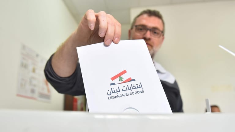 "هجمة" شبابيّة... التغيير بأيديهم؟