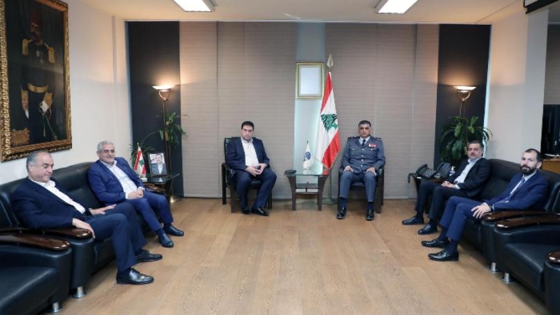 عثمان عرض للأوضاع مع وفد "الاعتدال الوطني"