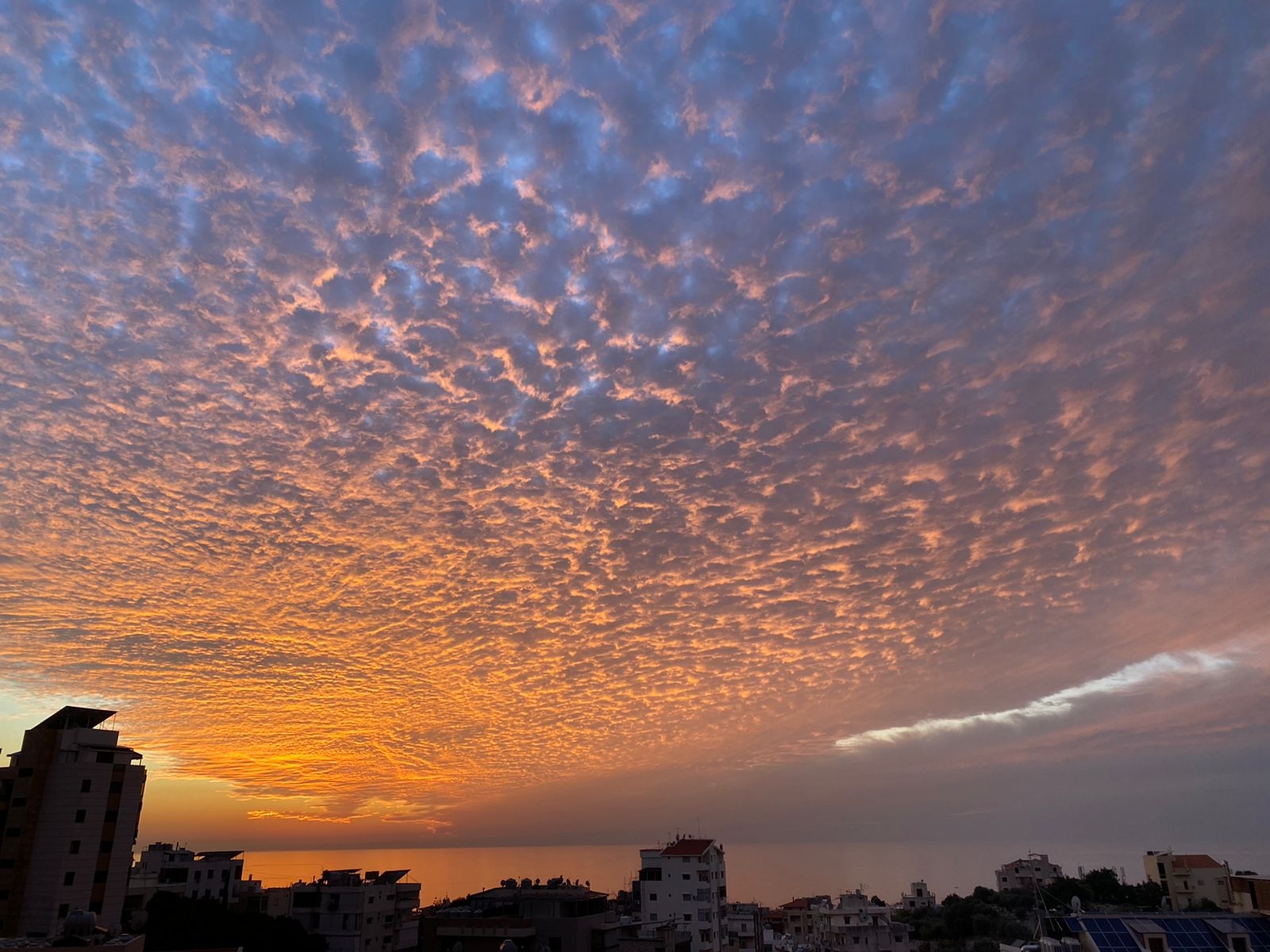 بالصور: سماؤنا... ملوّنة!