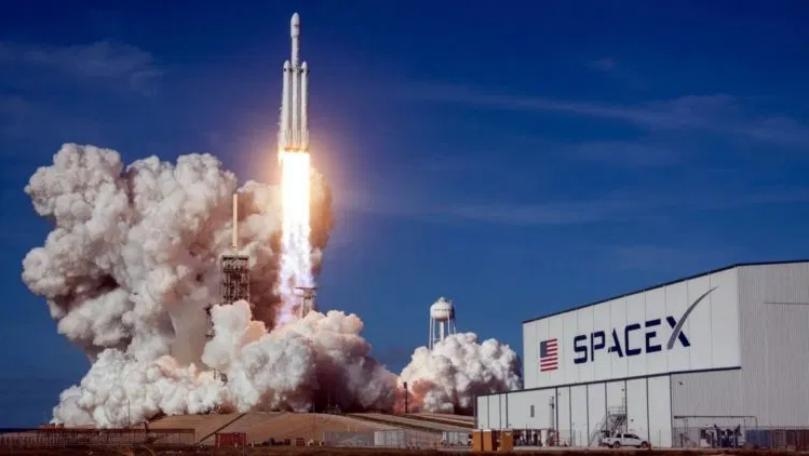 Elon Musk's SpaceX Raises $1.16 Billion in Equity Financing