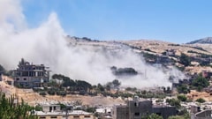 بالصّور: ضحايا في غارة على منزل