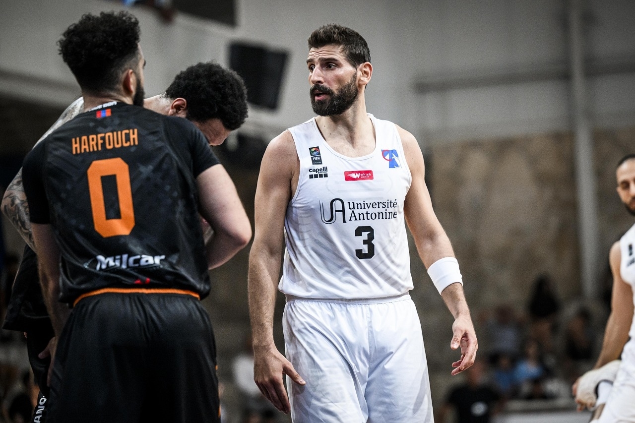 Stay tuned for the first game between Antonine and Homenetmen as part of the 4th–5th place ranking in the Decathlon Lebanese Basketball Championship, live at 9:45 pm on MTV