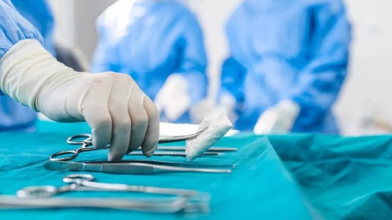 "هجمة" لبنانيّة إلى سوريا والسبب... الدّواء والعمليّات!