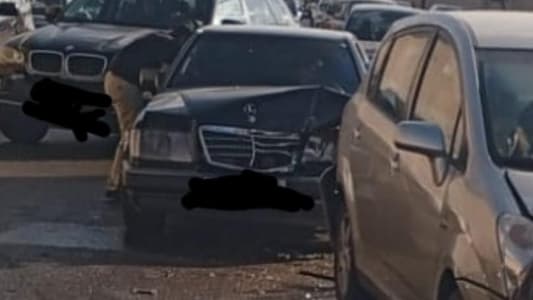 TMC: 3 cars crashed before the airport tunnels towards Beirut, causing material damage and heavy traffic