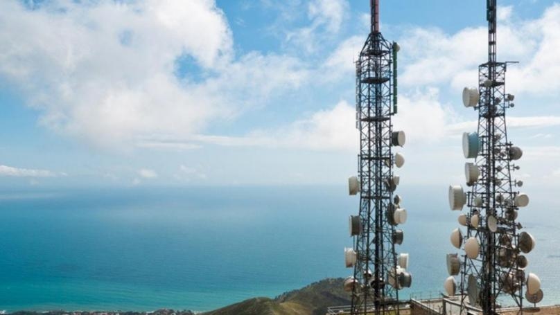 الإنترنت والاتّصالات: الانهيار في آذار؟