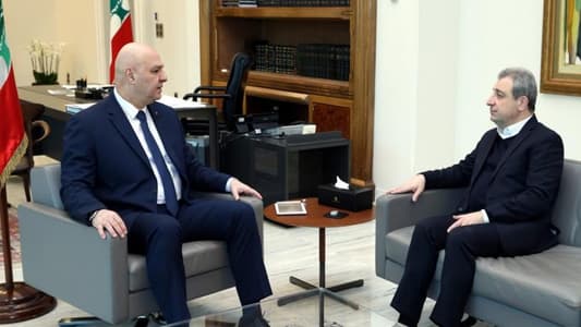 President Aoun discussed with member of the Democratic Gathering bloc, MP Wael Abou Faour, the situation in the country and developments in the south