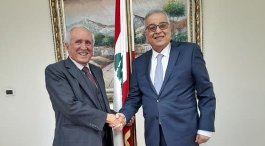 Bou Habib discusses preparations for expatriate economic conference with Zaki