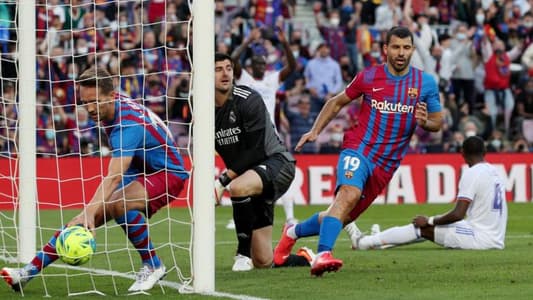 Alaba strike on Clasico debut gives Real Madrid 2-1 win at Barcelona