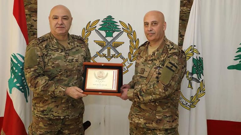 قائد الجيش شارك في حفل تكريم عضو المجلس العسكري اللواء الركن الياس الشامية